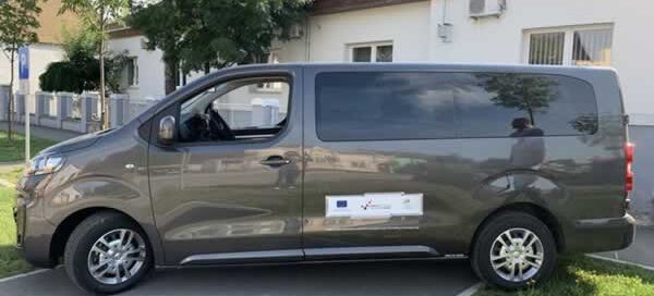 kombi za prijevoz umirovljenika